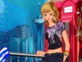 Cluiche Girl On Rainy Night