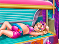 Cluiche Pregnant Princess Tanning Solarium