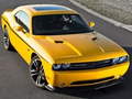 Cluiche Dodge Challenger SRT8 Slide