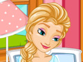 Cluiche Frozen Elsa Gives Birth